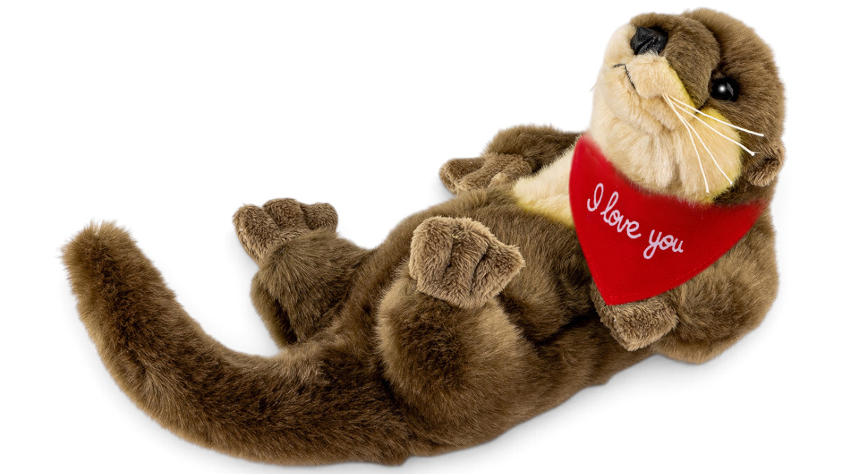 Kuscheltier Otter liegend – rotes „I Love You“-Halstuch