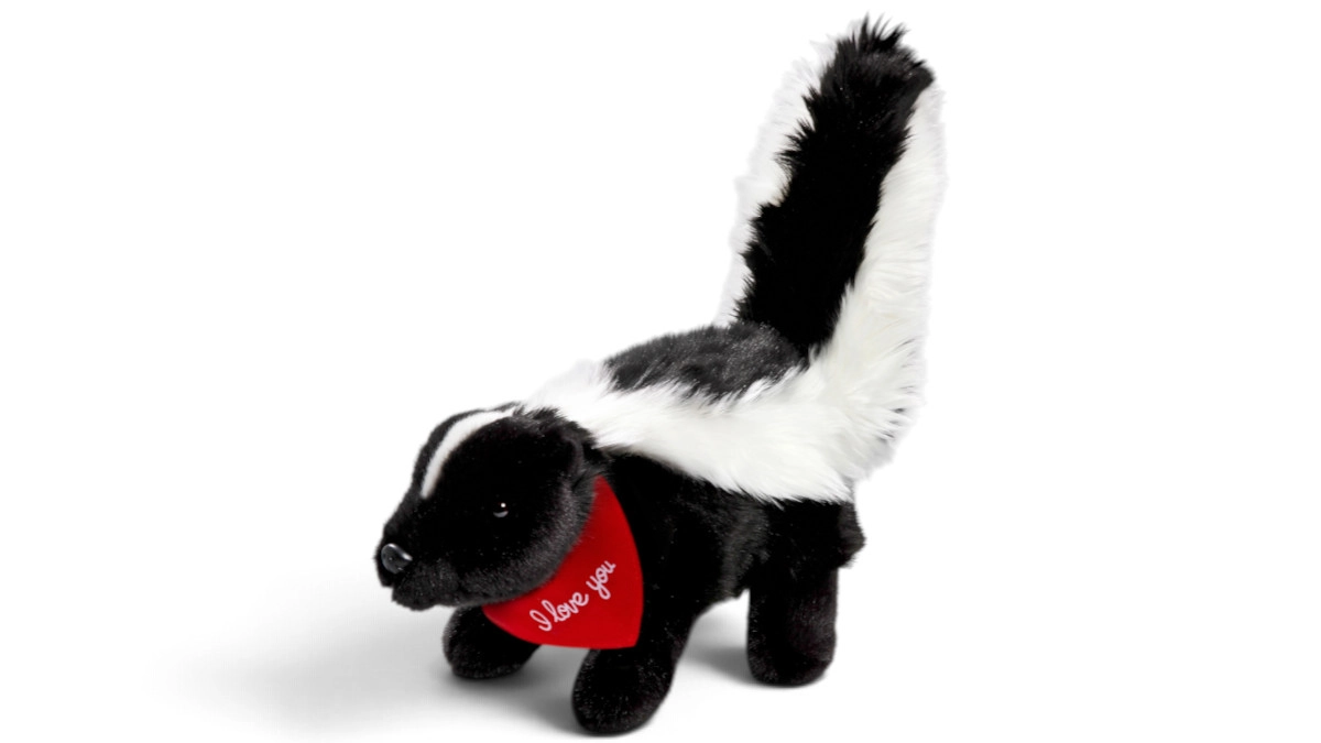 Soft Toy Skunk – red “I Love You” scarf