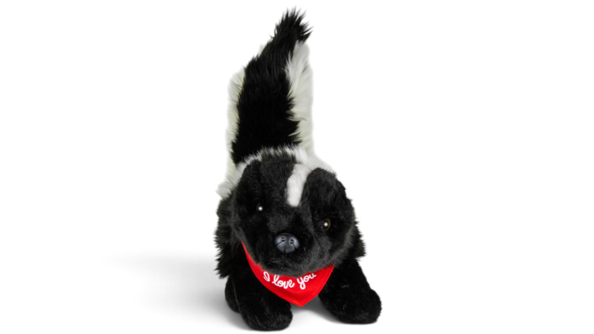 Soft Toy Skunk – red “I Love You” scarf
